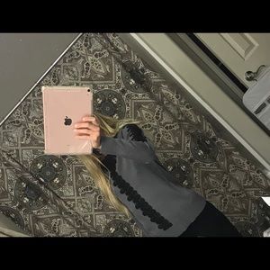 🆕Grey sweater with black lace🆕